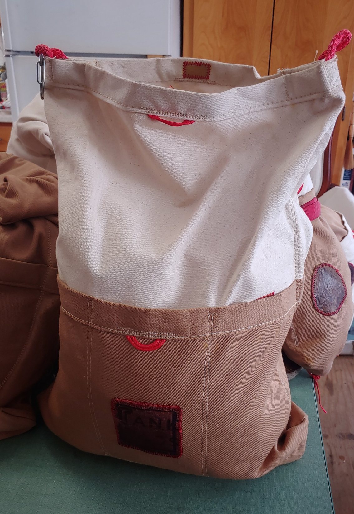 Crossover Saddle/ Sling Bag - Large/ Cantle Size